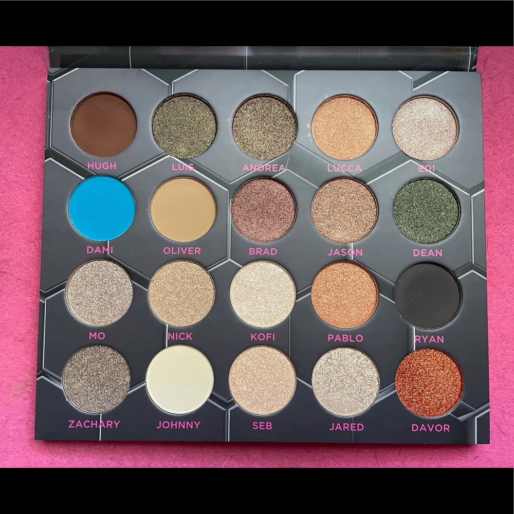 NWT Bee Beauty London Barbarella Eyeshadow Palette